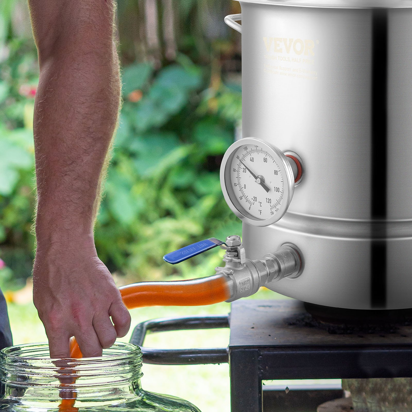VEVOR Stainless Steel Kettle, 5 GALLON Brewing Pot, Tri Ply Bottom for Beer, Brew Kettle Pot for Beer Brewing, Home Brewing Supplies Includes Lid, Handle, Thermometer, Ball Valve Spigot